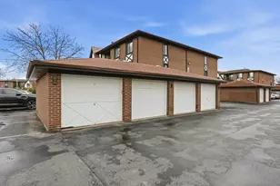 13615 Royal Ct, Crestwood, IL 60418 - Photo 29