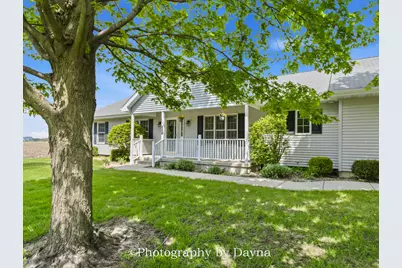 370 W Seneca Avenue, Bonfield, IL 60913 - Photo 1