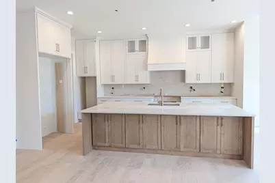 120 N Walnut Street, Elmhurst, IL 60126 - Photo 3