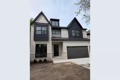 120 N Walnut Street, Elmhurst, IL 60126 - Photo 1