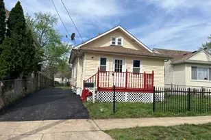 226 N Ohio St, Aurora, IL 60505 - Photo 3