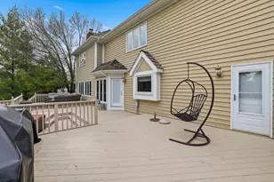 5701 Churchill Ln, Libertyville, IL 60048 - Photo 41