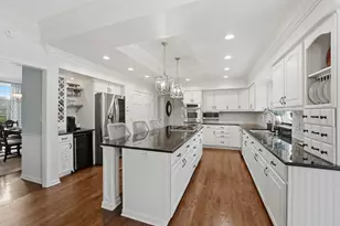 5701 Churchill Ln, Libertyville, IL 60048 - Photo 7