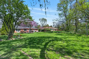 1931 Oakwood Rd, Northbrook, IL 60062 - Photo 23