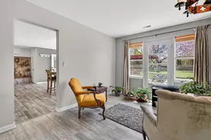 1931 Oakwood Rd, Northbrook, IL 60062 - Photo 5
