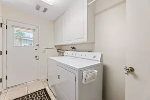 2728 Old Glenview Rd, Wilmette, IL 60091 - Photo 17
