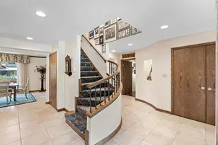 2728 Old Glenview Rd, Wilmette, IL 60091 - Photo 5