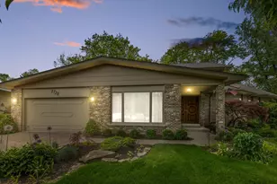 2728 Old Glenview Rd, Wilmette, IL 60091 - Photo 33