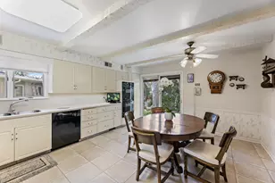 2728 Old Glenview Rd, Wilmette, IL 60091 - Photo 9