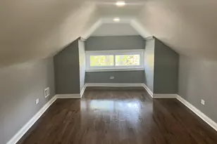 8042 S Bennett Ave, Chicago, IL 60617 - Photo 21