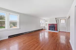1426 N Harrison St, Algonquin, IL 60102 - Photo 7