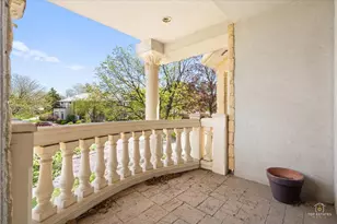 822 Coventry Ln, Oak Brook, IL 60523 - Photo 13