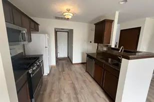 506 Prairie View Dr, Minooka, IL 60447 - Photo 3