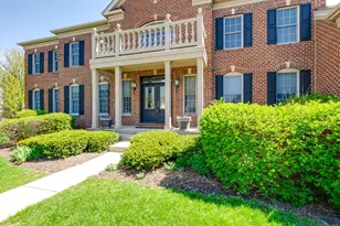 18 Tournament Dr N, Hawthorn Woods, IL 60047 - Photo 5