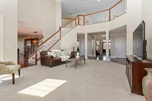18 Tournament Dr N, Hawthorn Woods, IL 60047 - Photo 17
