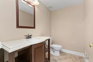 18 Tournament Dr N, Hawthorn Woods, IL 60047 - Photo 57