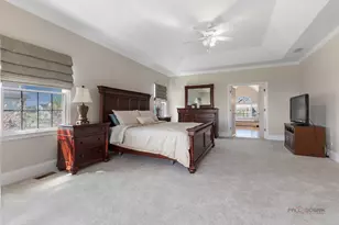 18 Tournament Dr N, Hawthorn Woods, IL 60047 - Photo 33