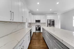 1915 Dewey Ave, Evanston, IL 60201 - Photo 5