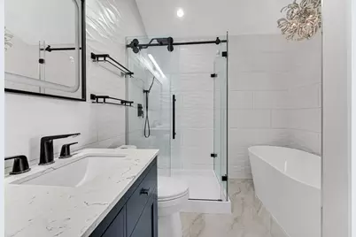1915 Dewey Avenue, Evanston, IL 60201 - Photo 9