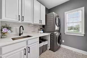 39W480 Abbey Glen Ct, Saint Charles, IL 60175 - Photo 23