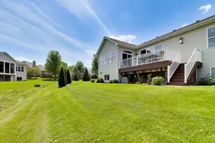 1126 Oak Point Ct, Antioch, IL 60002 - Photo 51