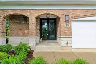 1272 Lake Shore Dr, Lisle, IL 60532 - Photo 3
