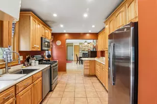 245 Amherst Ave, Des Plaines, IL 60016 - Photo 11