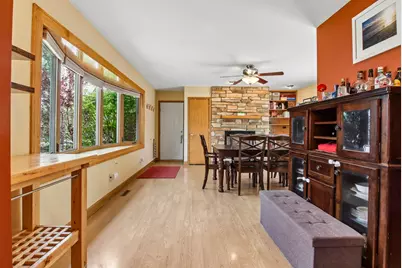 245 Amherst Avenue, Des Plaines, IL 60016 - Photo 13