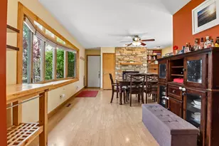 245 Amherst Ave, Des Plaines, IL 60016 - Photo 13