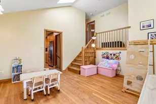 245 Amherst Ave, Des Plaines, IL 60016 - Photo 17