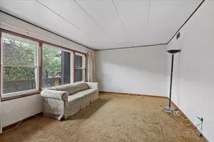 9620 W Higgins Rd, Rosemont, IL 60018 - Photo 3