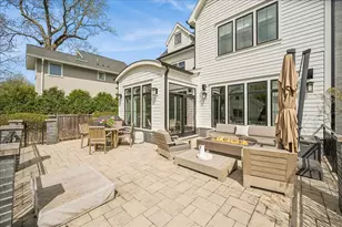 1121 Forest Ave, Wilmette, IL 60091 - Photo 59