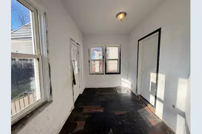 7939 S Escanaba Avenue, Chicago, IL 60617 - Photo 5