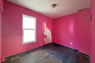 7939 S Escanaba Ave, Chicago, IL 60617 - Photo 9