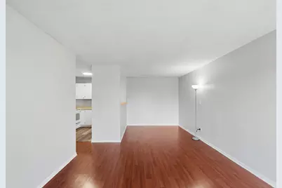 5550 Astor Lane #303, Rolling Meadows, IL 60008 - Photo 5