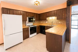 8500 170th Pl, Tinley Park, IL 60487 - Photo 5