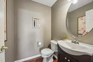 2986 Langston Cir, Saint Charles, IL 60175 - Photo 7