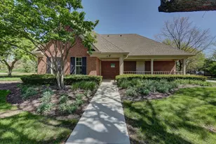 18 Meadow Ct, Schaumburg, IL 60193 - Photo 25