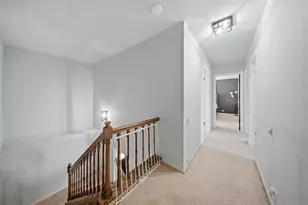 670 Versailles Circle, Elk Grove Village, IL 60007 - Photo 11