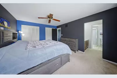 670 Versailles Circle #D, Elk Grove Village, IL 60007 - Photo 13
