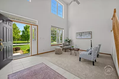 2812 Plante Road, North Aurora, IL 60542 - Photo 3