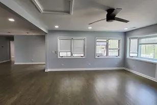 88 Gromer Rd, Elgin, IL 60120 - Photo 3