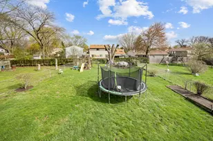 1236 Corley Dr, Elgin, IL 60120 - Photo 21