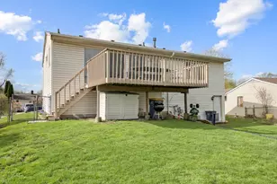 1236 Corley Dr, Elgin, IL 60120 - Photo 19