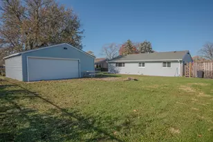 101 Edgehill Dr, Bolingbrook, IL 60440 - Photo 21