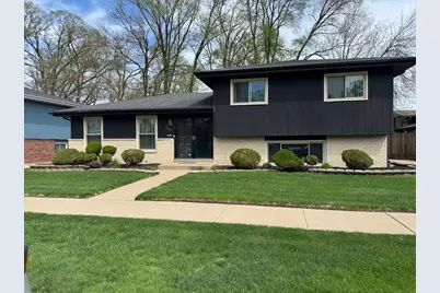 520 E 146th Street, Dolton, IL 60419 - Photo 1
