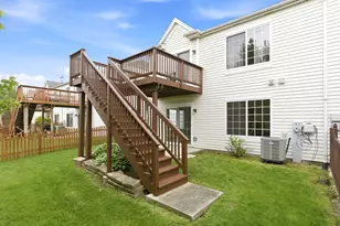 2501 Timber Springs Dr, Joliet, IL 60432 - Photo 17
