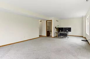 2501 Timber Springs Dr, Joliet, IL 60432 - Photo 13