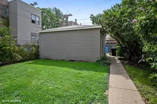 2215 W Thomas St, Chicago, IL 60622 - Photo 37