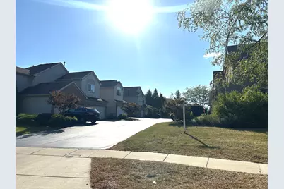 3503 Blue Ridge Court #3503, Carpentersville, IL 60110 - Photo 9